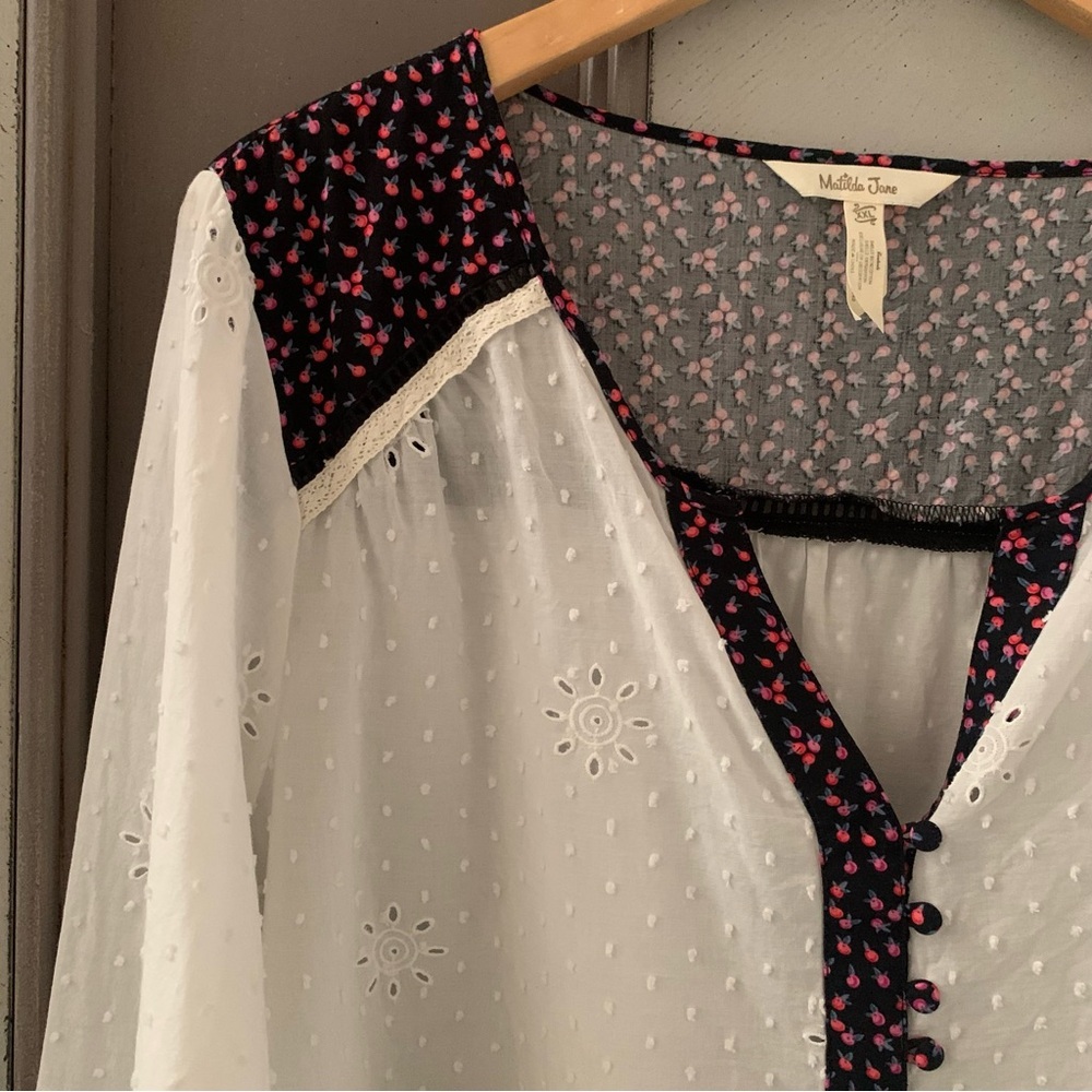 Matilda Jane Snow Globe White Eyelet Long Sleeve Tunic Top - Picture 5 of 8